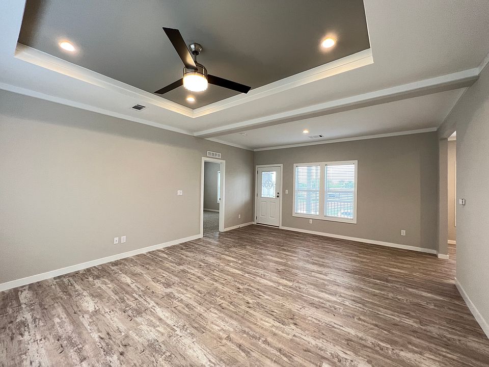 1st image of 3200 Wooded Glen Way