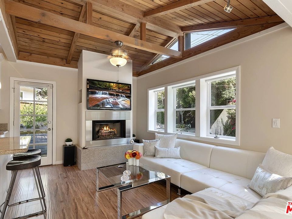 1st image of 1523 N Beverly Glen Blvd