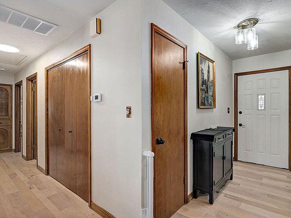 5th image of 1233 W Highland Street
