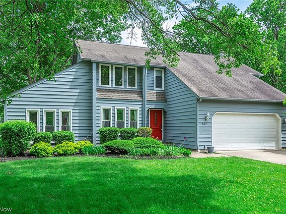 3rd image of 287 Greenbriar Dr