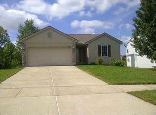 2547 Driftwood Dr, Waterford Township, MI 48329