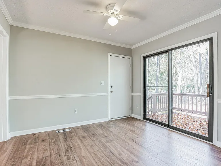 670 White Rock Rd — Photo 22