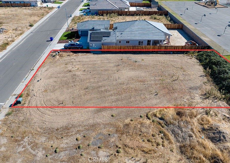 1st image of 130 Kelly Ct #4