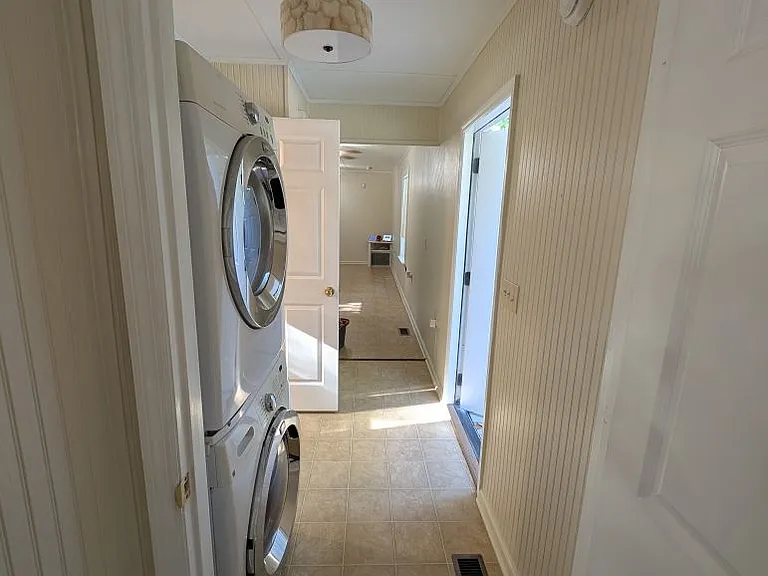 3307 Powell Dr — Photo 10