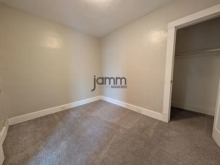1476 W 107th St #1476 W 107TH UPPER — Photo 11