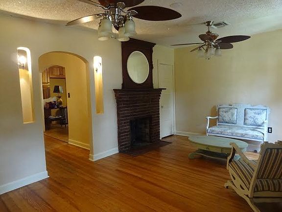 4th image of 1249 17th Ave N