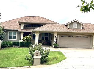 1016 Joanne Dr, Webb City, MO 64870