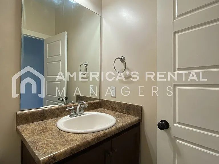 6206 Cathwick Dr — Photo 28