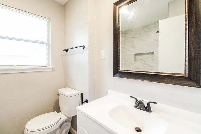 7314 Saunders Rd — Photo 8
