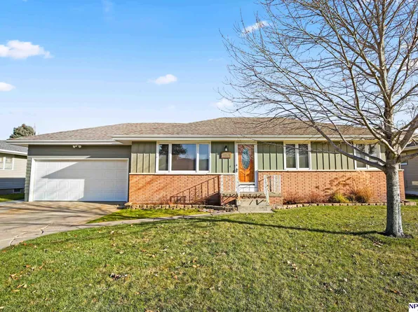 1704 N Hancock St, Fremont, NE 68025