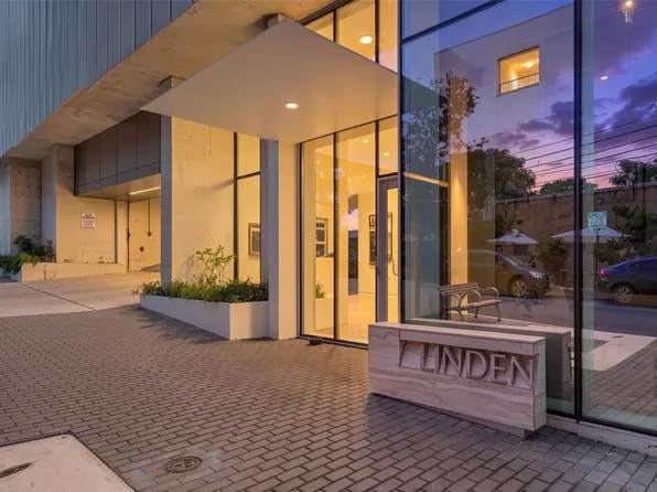 313 W 17th St Unit 1404, Austin, TX 78701