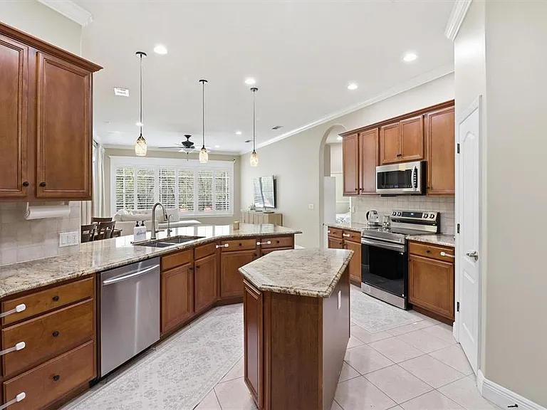 1124 Cypress Loft Pl — Photo 20