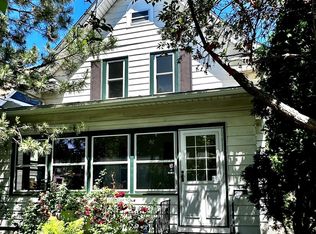 1071 Charles Ave, Saint Paul, MN 55104