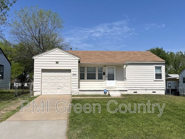 4543 E Young Ct