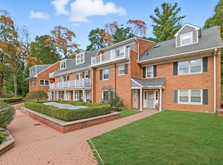 1068 Boston Post Rd, Rye, NY 10580