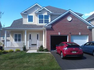 19 Boudinot Ln, Somerset, NJ 08873