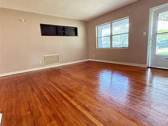 5th image of 1731 BALDWIN DRIVE