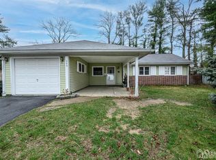 245 Somerset Dr, Willingboro, NJ 08046