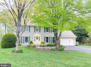 11208 Bradbury Ln, Reston, VA 20194
