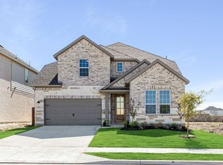 910 Sleepy Landing Dr, Lavon, TX 75166