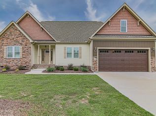 211 Pear Tree Ln, Pikeville, NC 27863