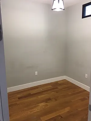 Rented by LC Management USA 1 | media 54