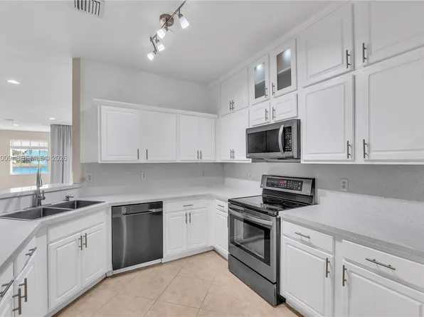 4341 SW 131st Ln, Hollywood, FL