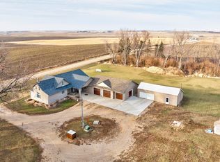 1888 Warbler Ave, Ocheyedan, IA 51354
