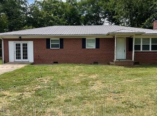 1018 E Farrell St, Niota, TN 37826