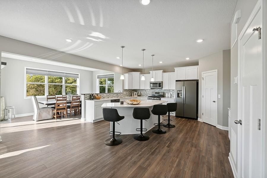 1st image of 11035 Okinawa Ln NE