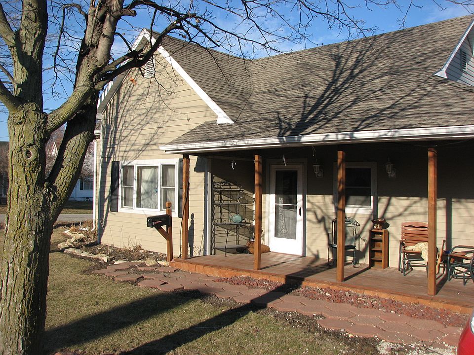 Front Porch from Water St