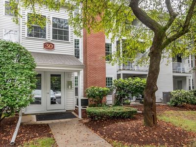 30 Walden Dr APT 7, Natick, MA, 01760