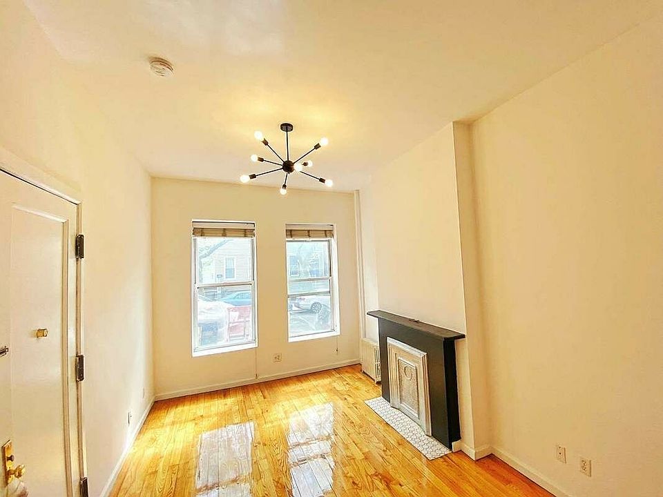 1st image of 231 8th St Floor 1