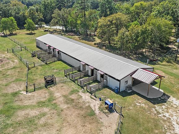 2nd image of 2743-2 Bobville Rd