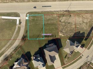 801 E Southridge Rd, Marshalltown, IA 50158