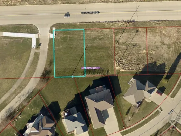 801 E Southridge Rd, Marshalltown, IA 50158