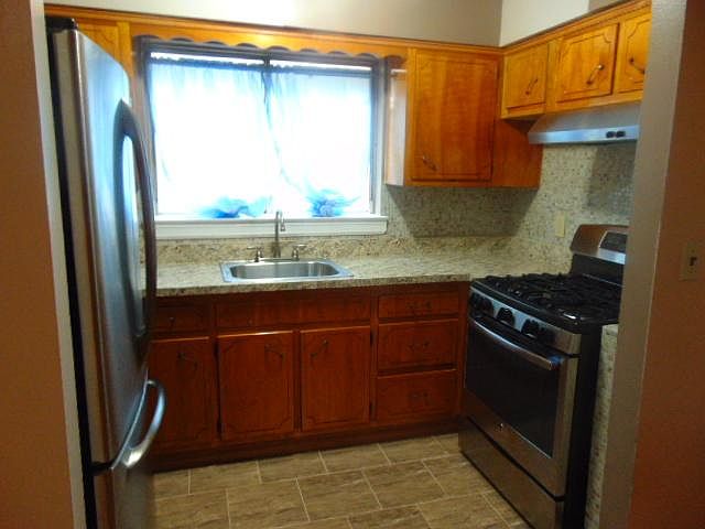 1st image of 4031 Murdock Ave Floor 2