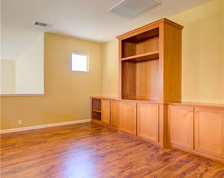 1286 Avignon Dr — Photo 20