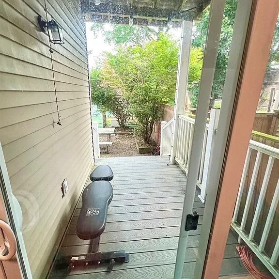 682 E 6th St #1 — Photo 10