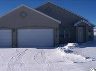 116 Chardonnay Ln, Rock Springs, WY 82901