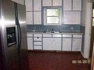 4th image of 322 N C St