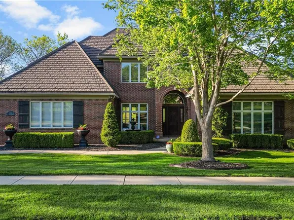 3604 W 153rd St, Leawood, KS 66224