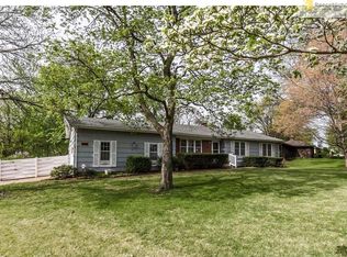 8301 W 91st St, Overland Park, KS 66212