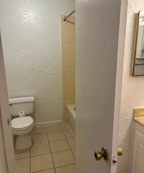 2849 London Ln — Photo 12
