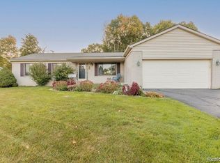 1783 S Milford Rd, Milford, MI 48381