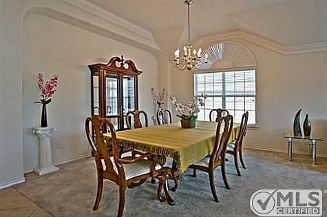 4th image of 5555 Brazoria Dr