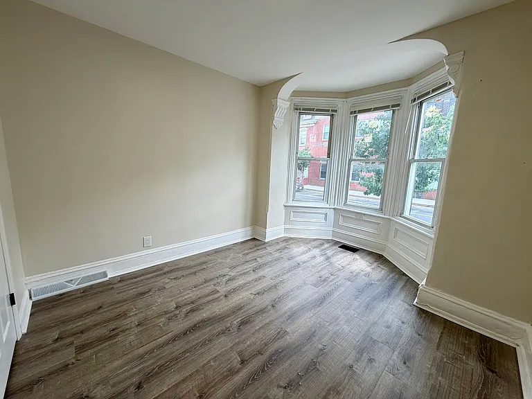 323 Vine St #B — Photo 4