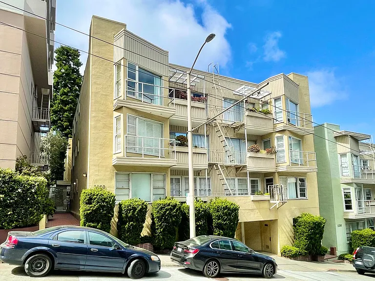 1260 Clay St #206 — Photo 13