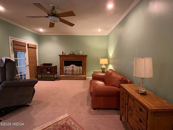 2nd image of 400 Brittany Downs