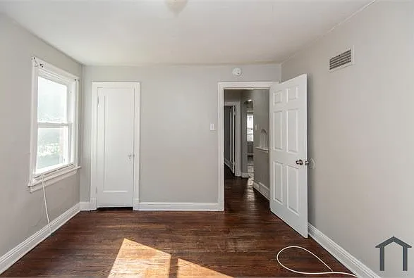 320 Henquin Dr — Photo 13